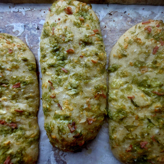 Fournée de la semaine le 9 juillet: FOCACCIA À LA FLEUR D'AIL (100%LEVAIN)